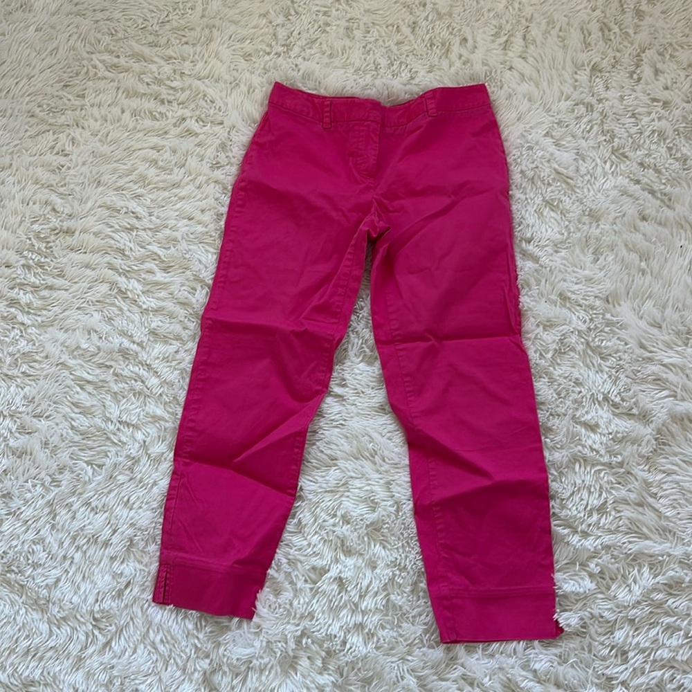 Pink vineyard vines pants